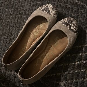 Sam Edelman tan suede flats Size 6